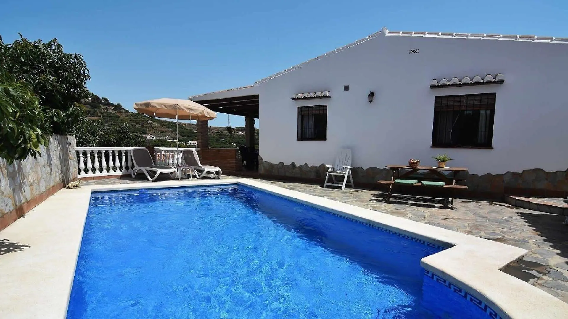 Ferienhaus Mit Privatpool Fuer 4 Personen Ca 90 Qm In Frigiliana, Andalusien Costa Del Sol Nerja